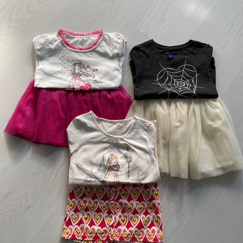 Girls Size 4 Outfit Bundle EUC